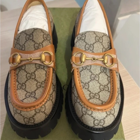 Authentic Gucci Women’s GG Canvas Horsebit Loafers – Size 37 - Picture 1 of 3